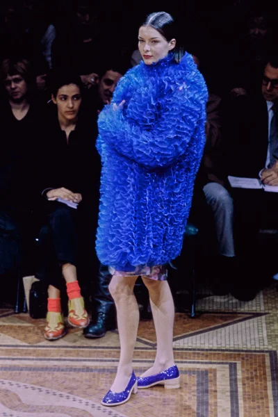Look 2